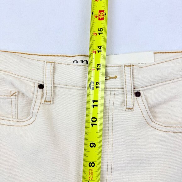 A.n.a Women's High-Rise Stretch Cream Curve Tapered Barrel Denim Jeans Size 8 NW - Picture 10 of 12